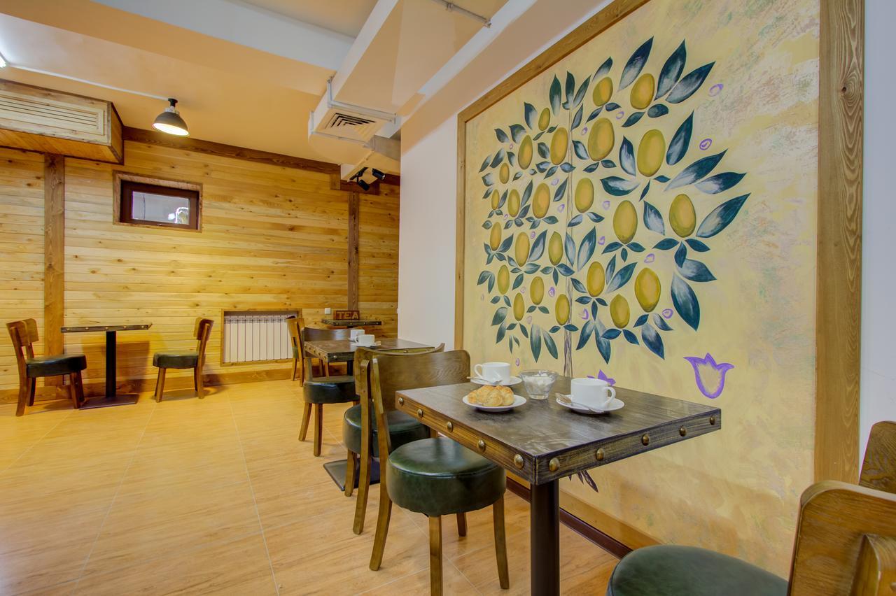 Olive Hotel Bishkek Exterior foto